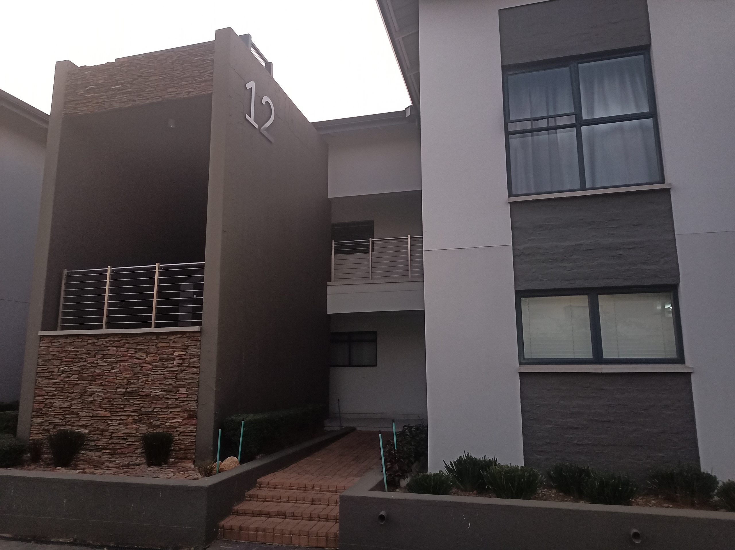 3 BEDROOM TOWNHOUSE - EYE OF AFRICA EIKENHOF JHB