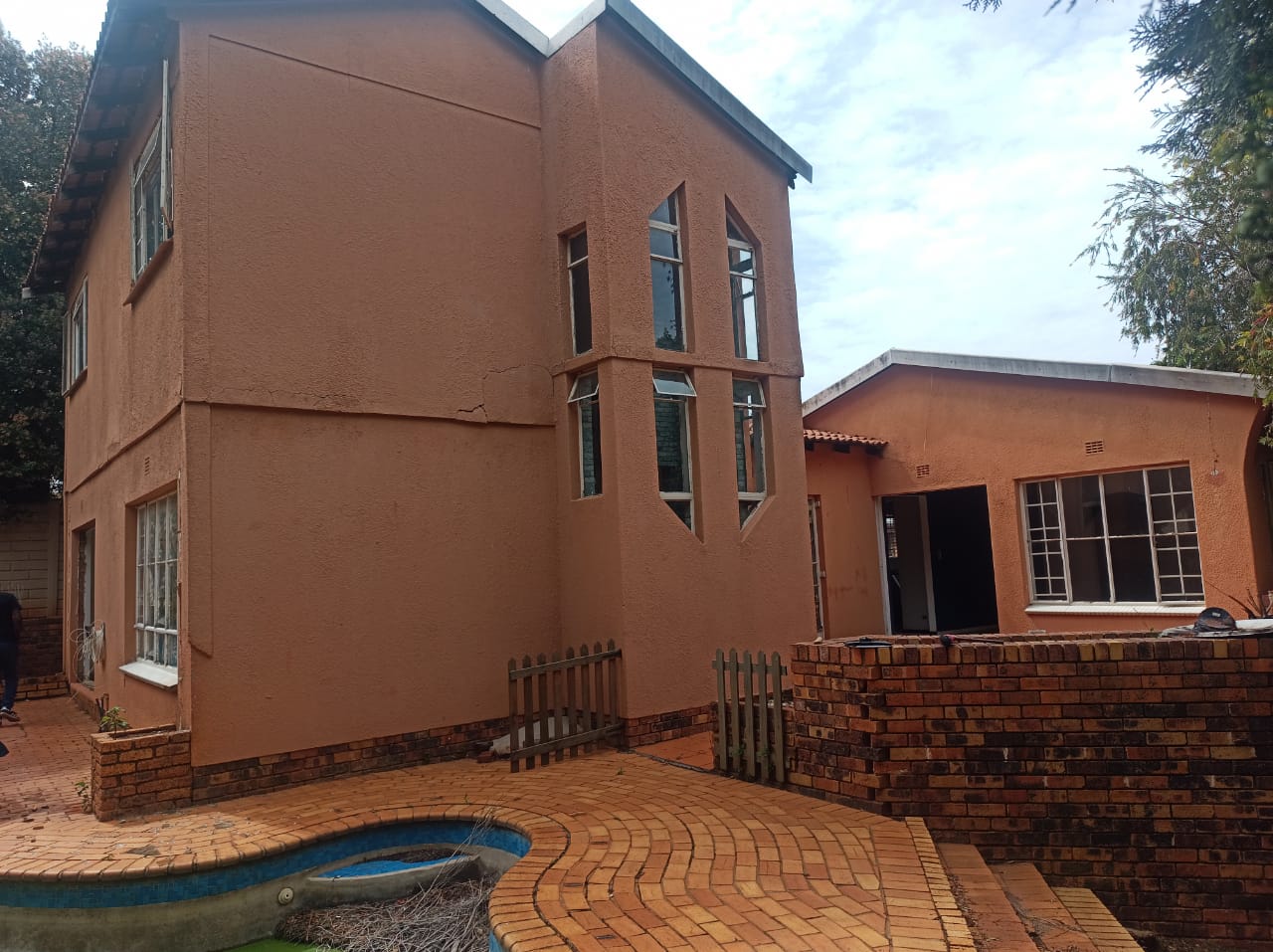 3 BEDROOMS HOUSE - SUIDEROORD JOHANNESBURG SOUTH